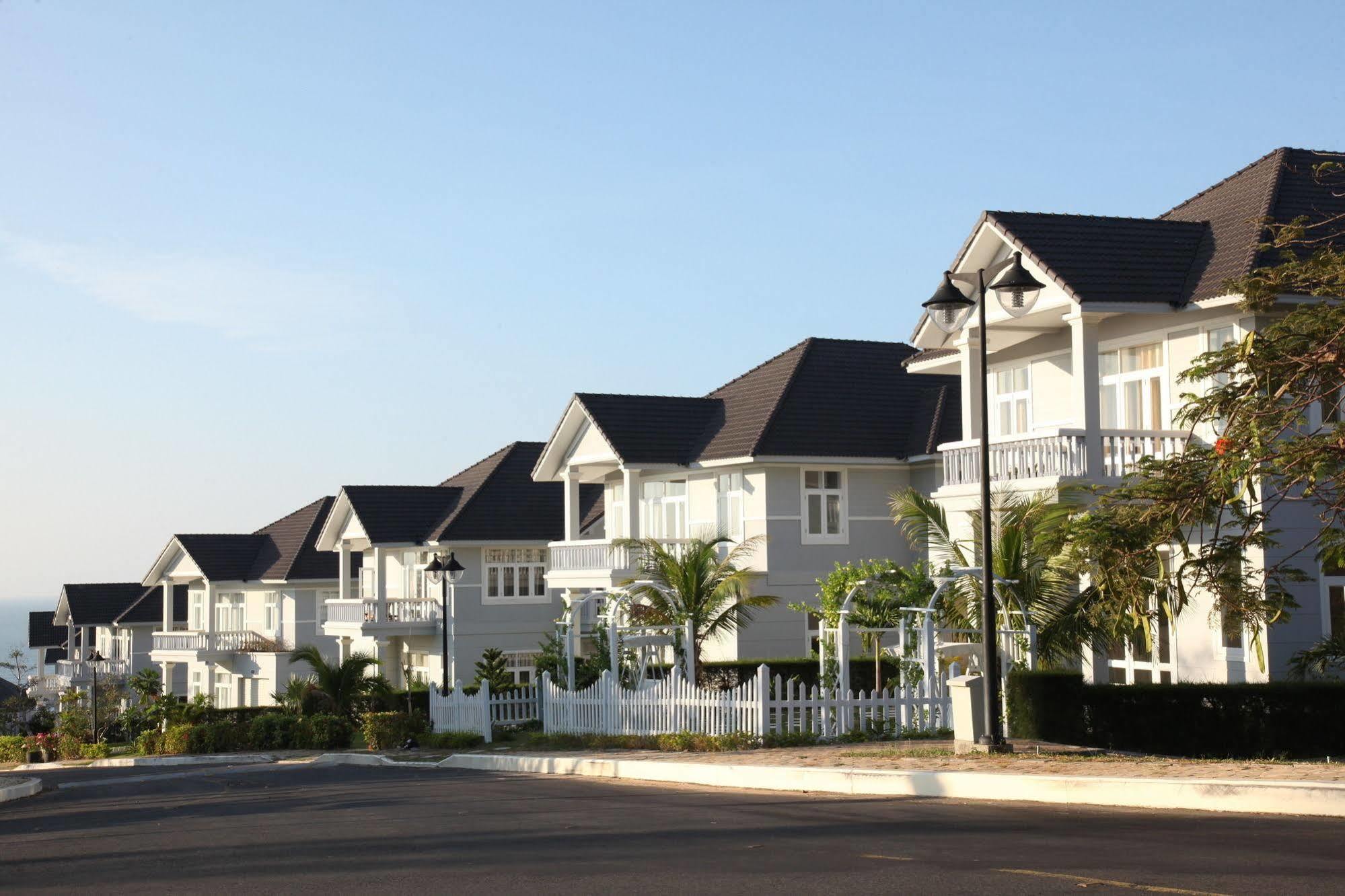 Sea Links Beach Villa Mũi Né Buitenkant foto